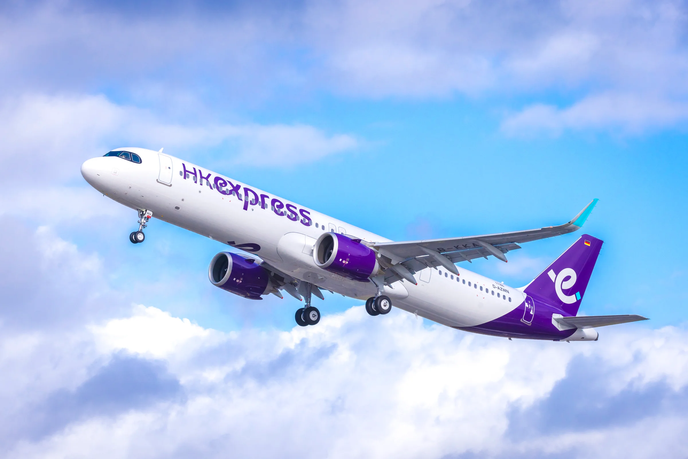 홍콩익스프레스 항공기 기체와 로고