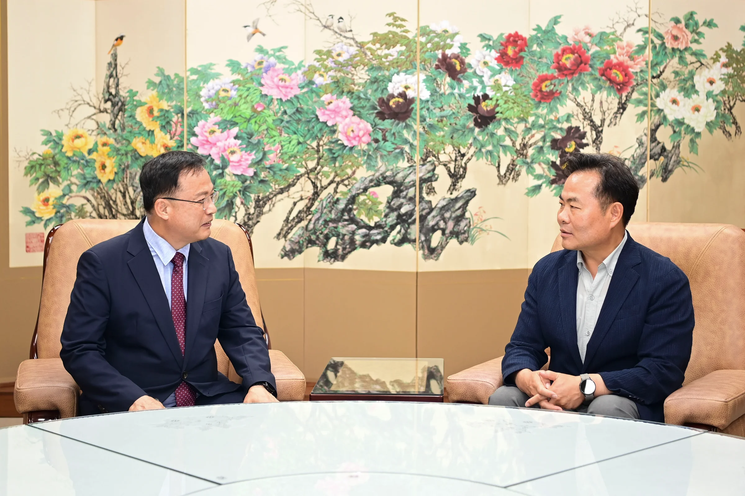 문경시 관광 홍보대사로 위촉된 박강섭 이사장