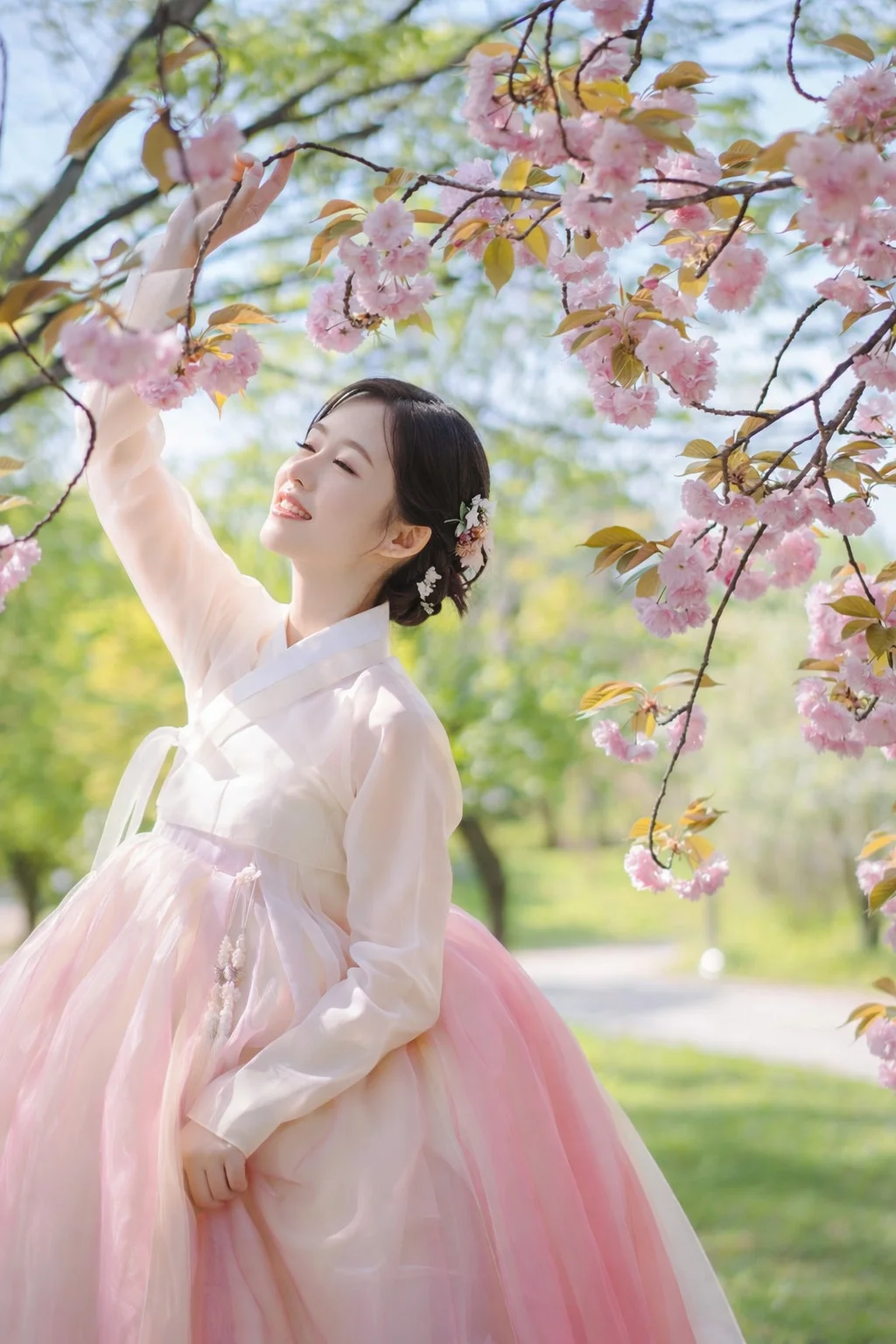 남이섬 벗꽃놀자 축제 현장의 다채로운 공연